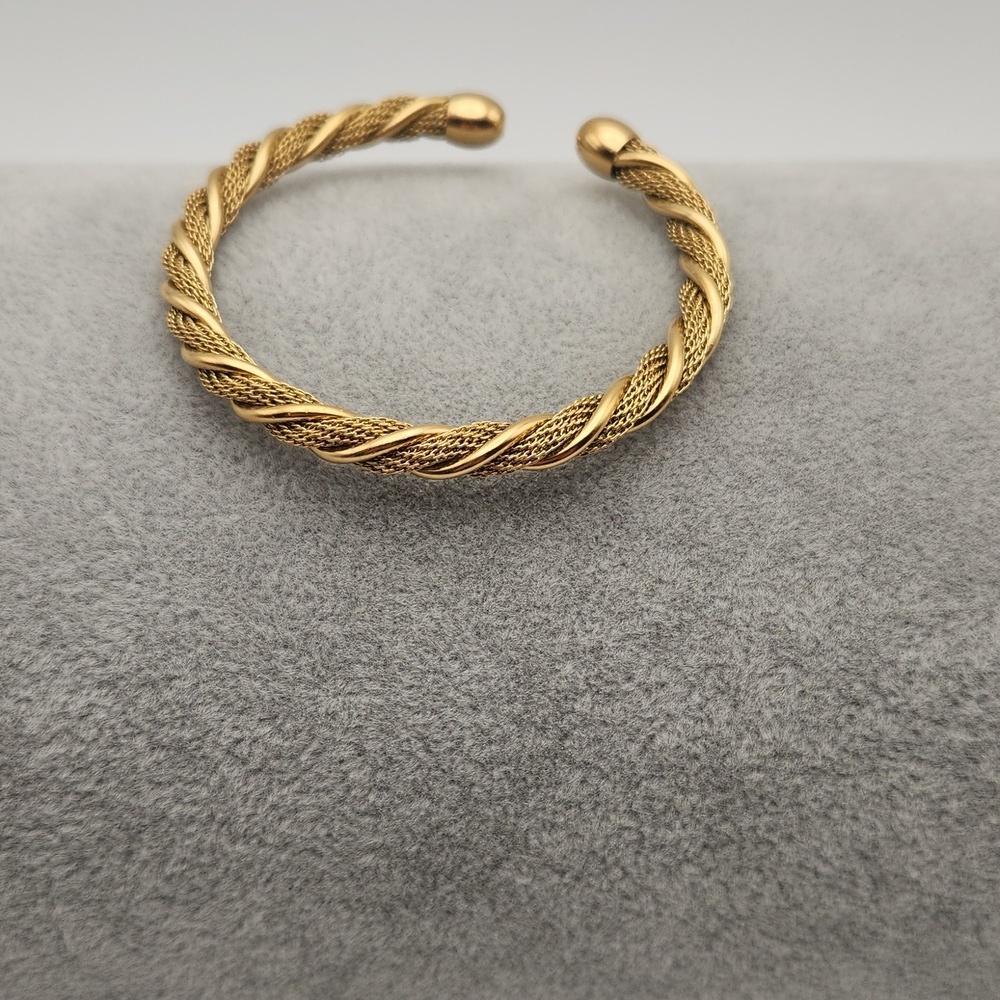 18K Gold Plated Cable Twist Cuff Bracelet – Waterproof, Tarnish-Proof